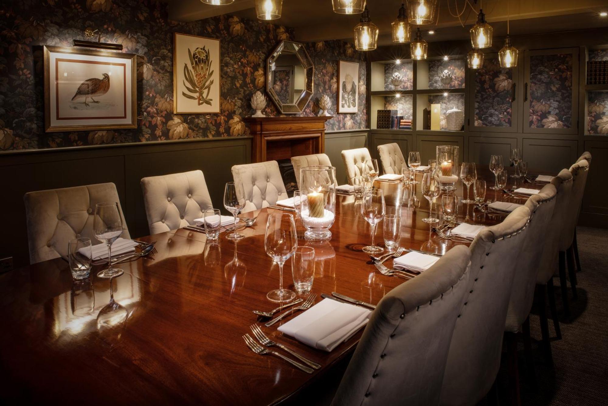 The Millstone, Mellor Hotel Blackburn  Kültér fotó The private dining room at The Ivy