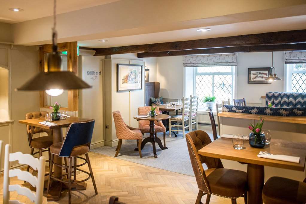 The Millstone, Mellor Hotel Blackburn  Étterem fotó The restaurant at The Swan