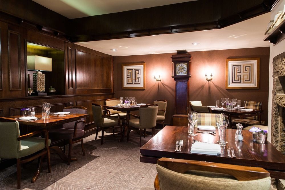 The Millstone, Mellor Hotel Blackburn  Kültér fotó The restaurant at The Old Vicarage