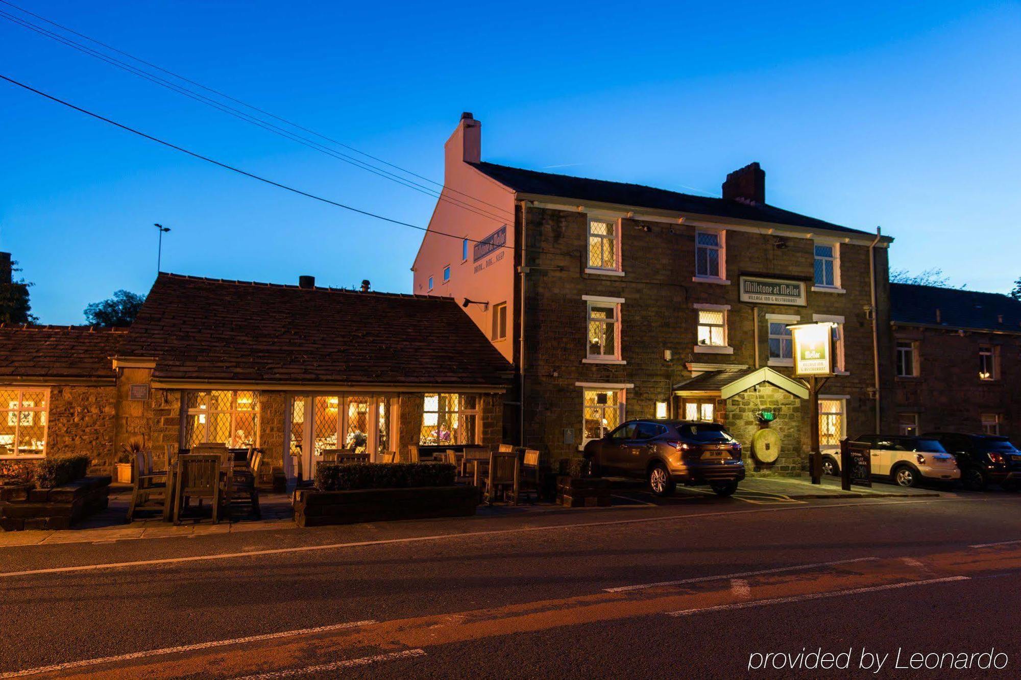 The Millstone, Mellor Hotel Blackburn  Kültér fotó The Old Post Office, at night